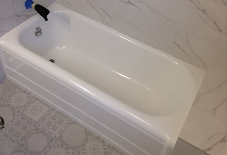 Picture of a refinished cast iron tub.